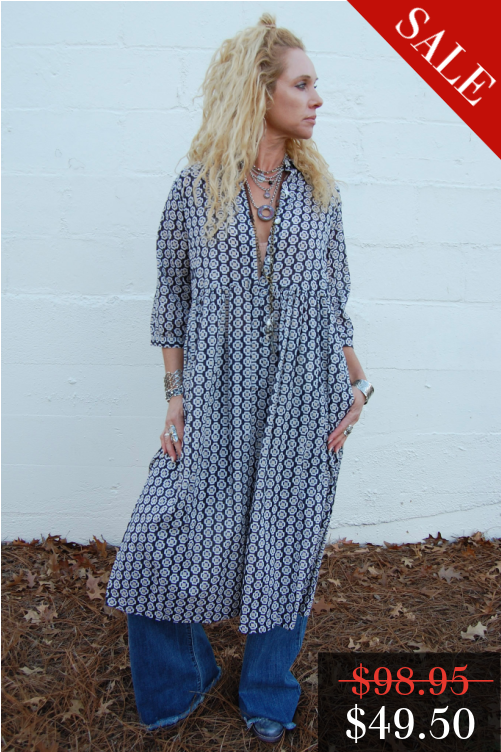 Load image into Gallery viewer, FINAL SALE Amani Midi Dress in Geometric Black
