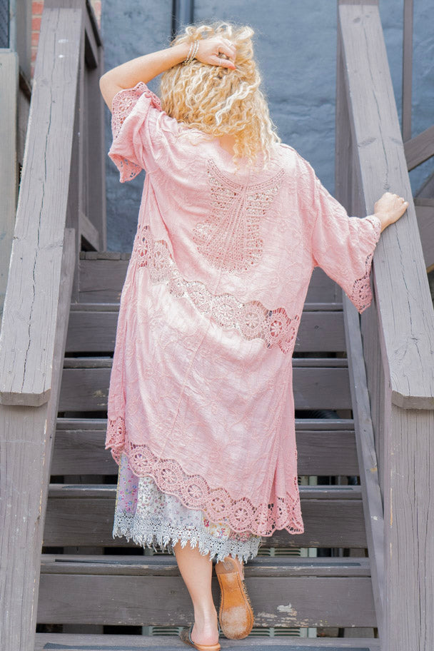 The Terra Kimono in Pink - SpiritedBoutiques Boho Hippie Boutique Style Kimono, Leto