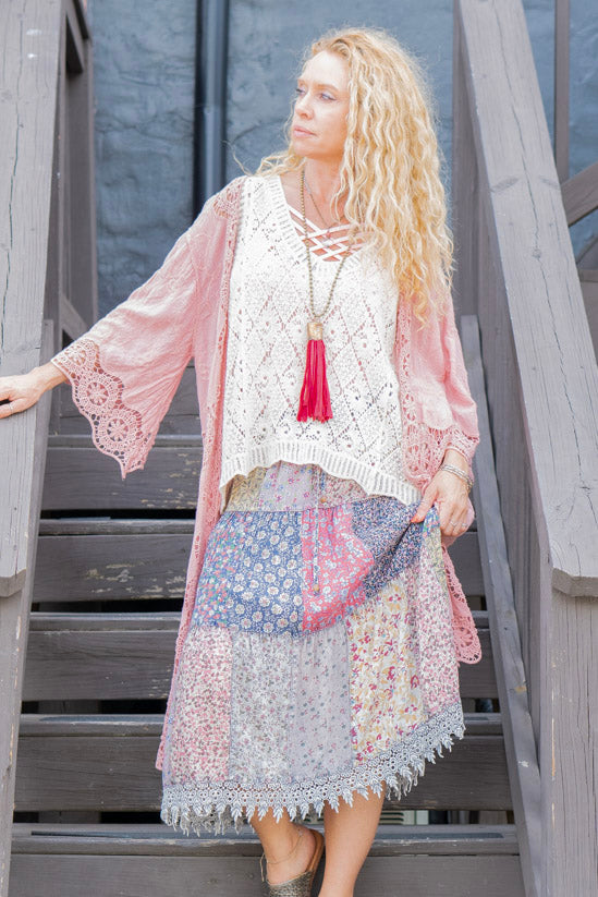 The Terra Kimono in Pink - SpiritedBoutiques Boho Hippie Boutique Style Kimono, Leto