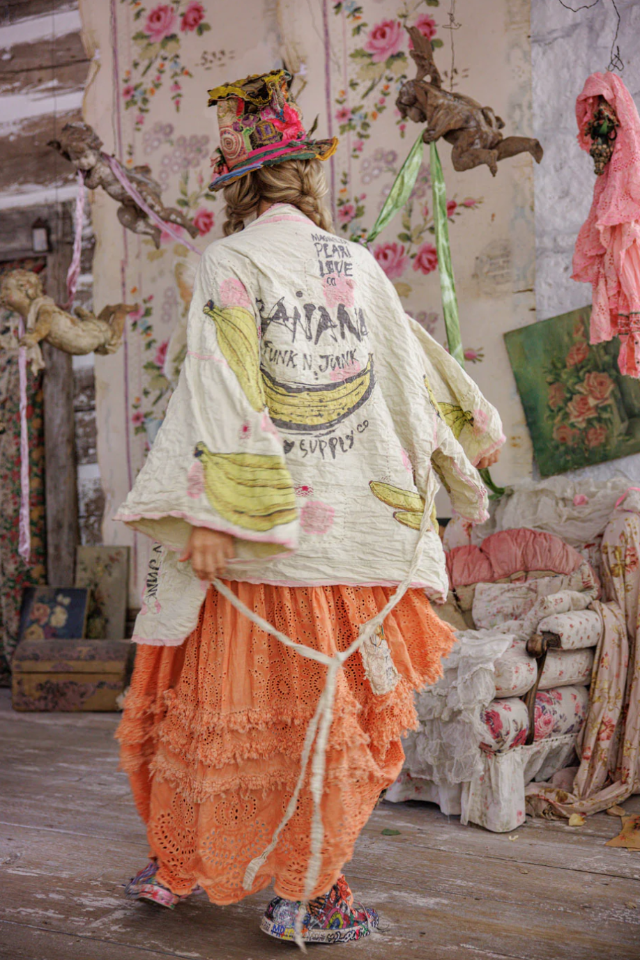 Banana Funk N Junk Kimono in Kiss Molly