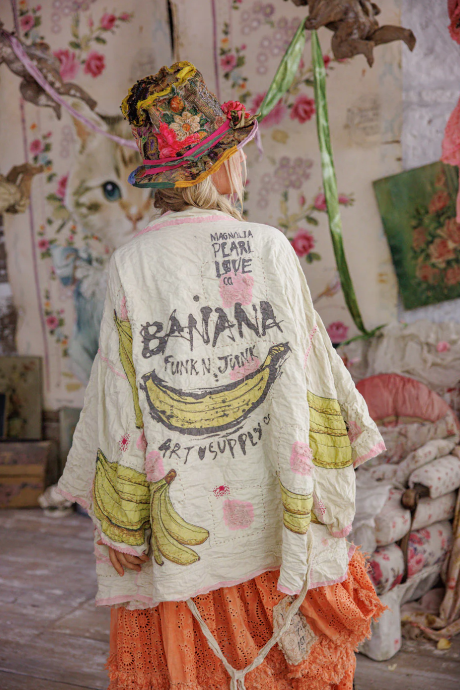 Banana Funk N Junk Kimono in Kiss Molly
