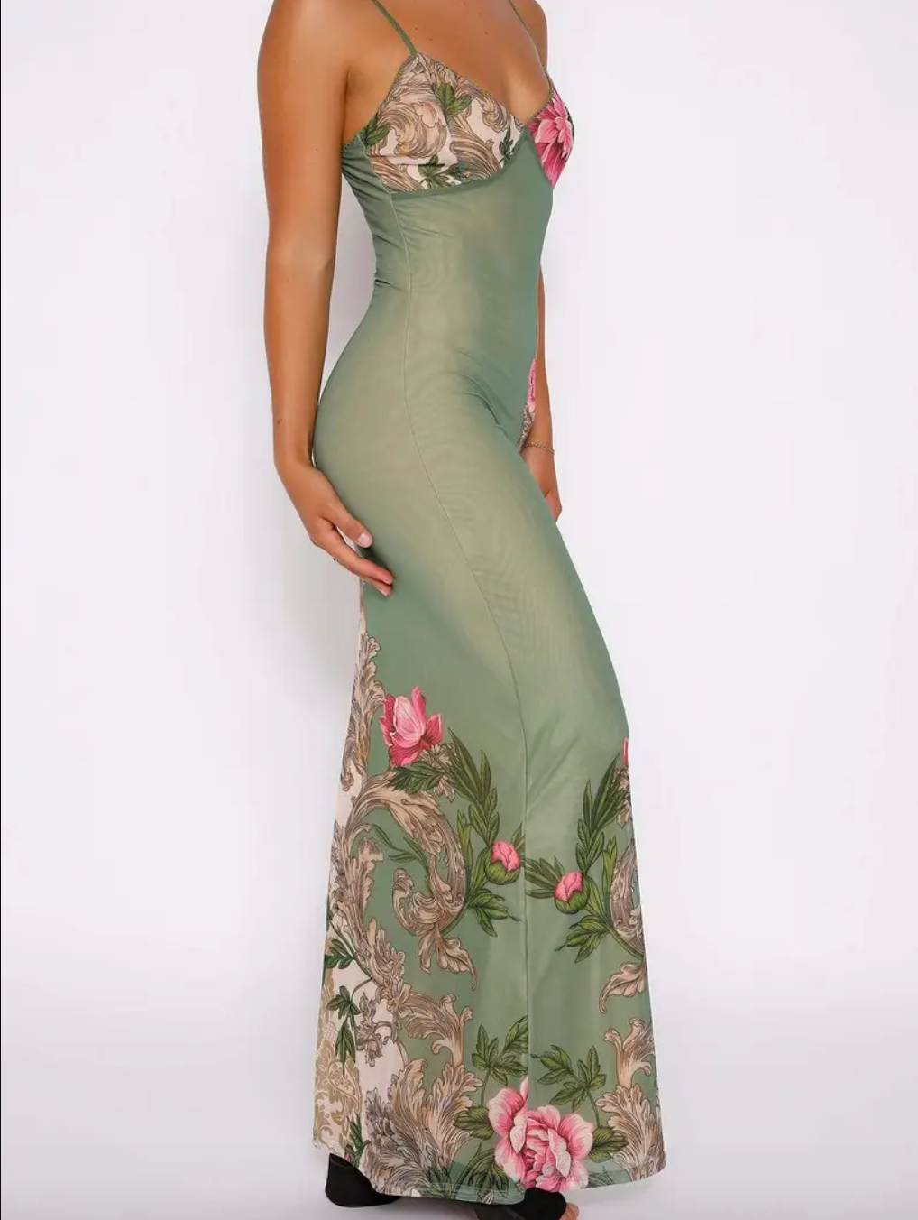 The Signe Maxi Dress in Green