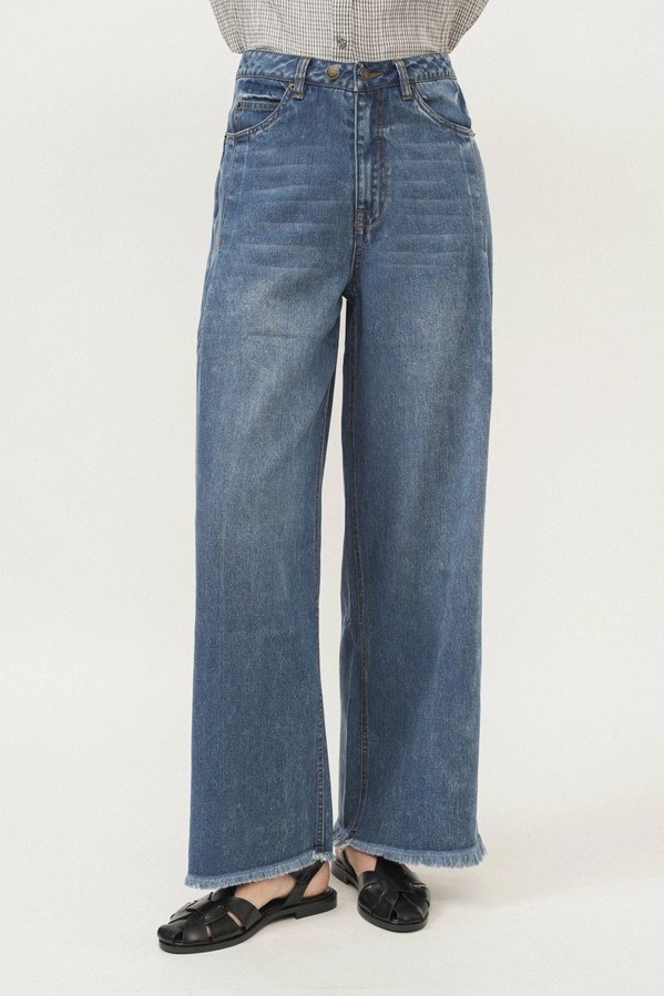 Penelope Pintuck Wide Leg Jeans in Denim