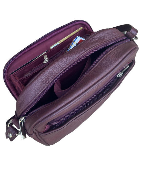 Addi Crossbody Pocket Bag in Wine