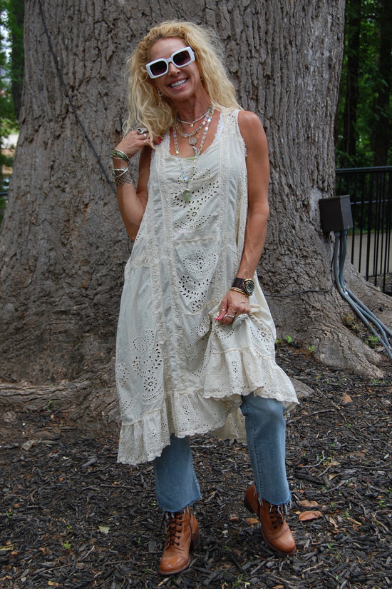 Royalty Eyelet Layla Slip in Moonlight