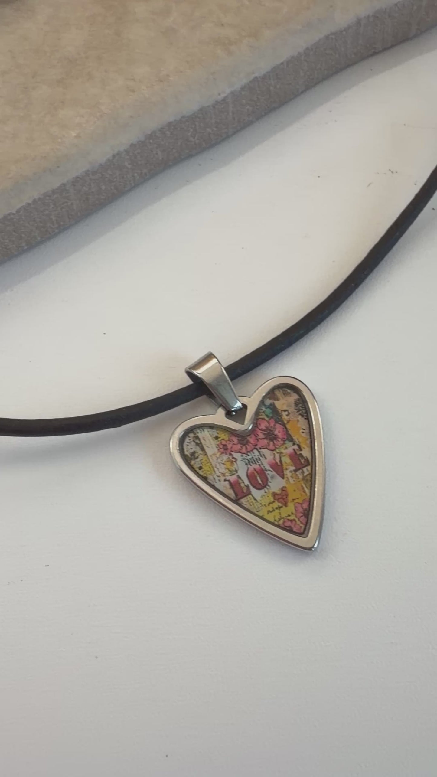 Spirit Lala: Love Pop Art Heart Choker Leather Necklace