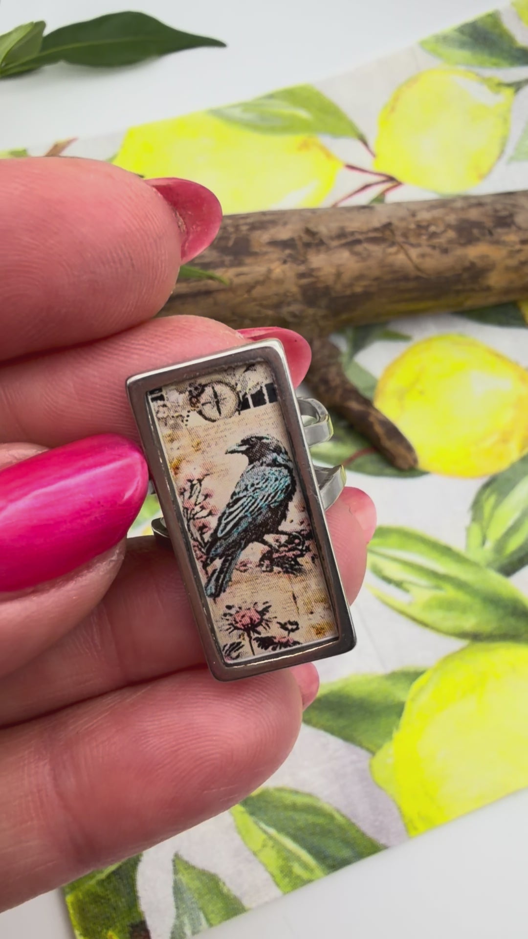 Bird & Insect Design Rustic Rectangular Ring