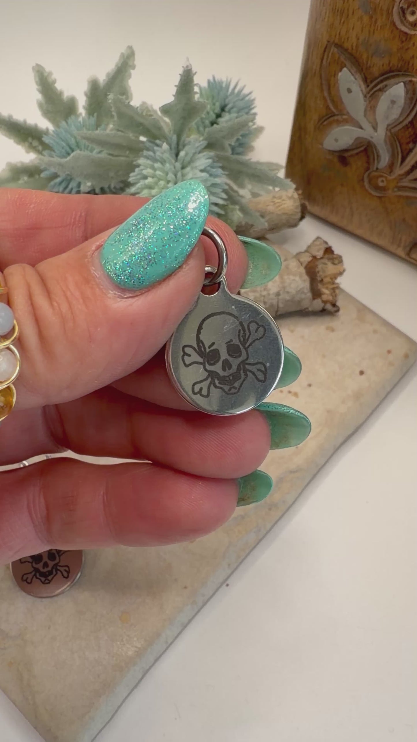 Spirit Lala: Symbol Stainless Circle Charm Pendant Necklace