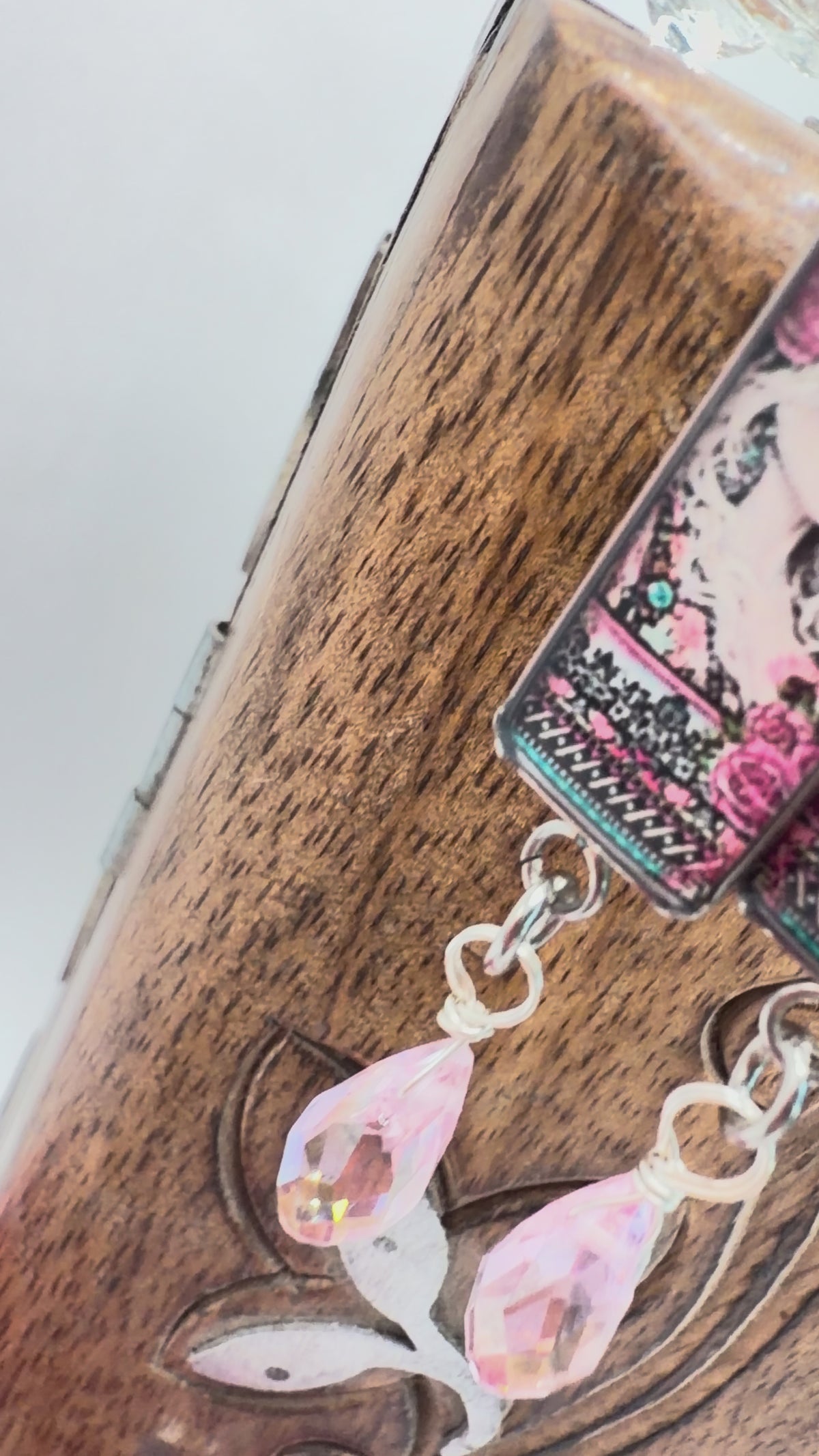 Spirit Lala: Dolly Rectangle Daisy Earrings