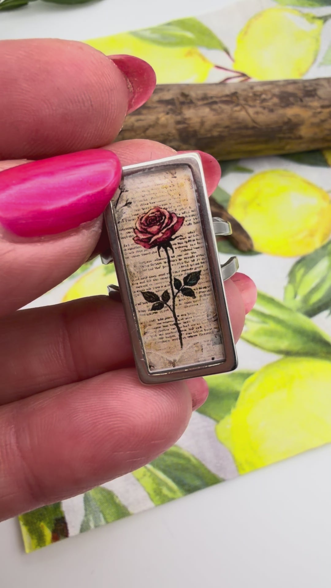 Plant Design Rustic Rectangular Ring