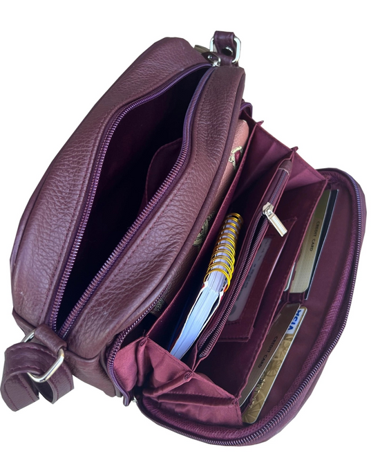 Addi Crossbody Pocket Bag in Wine